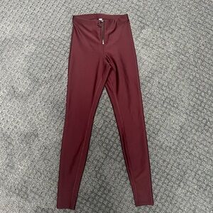 Never worn alo front zip leggings in brown xs